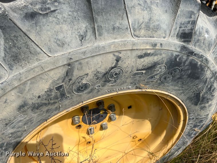 image for item JX9483 1997 New Holland 555E  backhoe