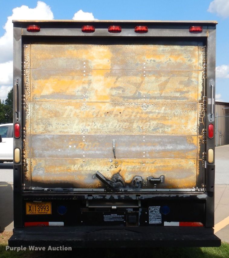 image for item JY9677 2000 GMC Savana 3500  box truck