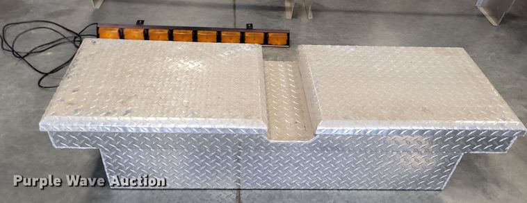 image for item JZ9204 (2) Ranger toolboxes