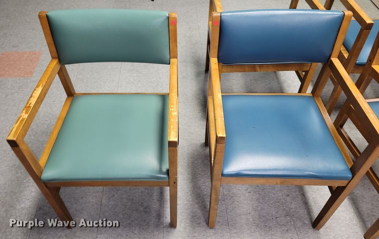 image for item JZ9208 (7) chairs