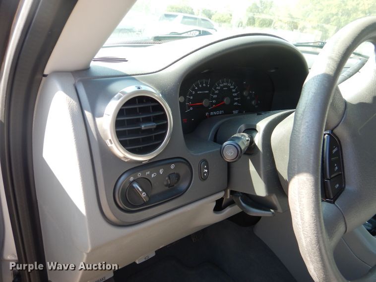 image for item KC9740 2004 Ford Expedition  SUV