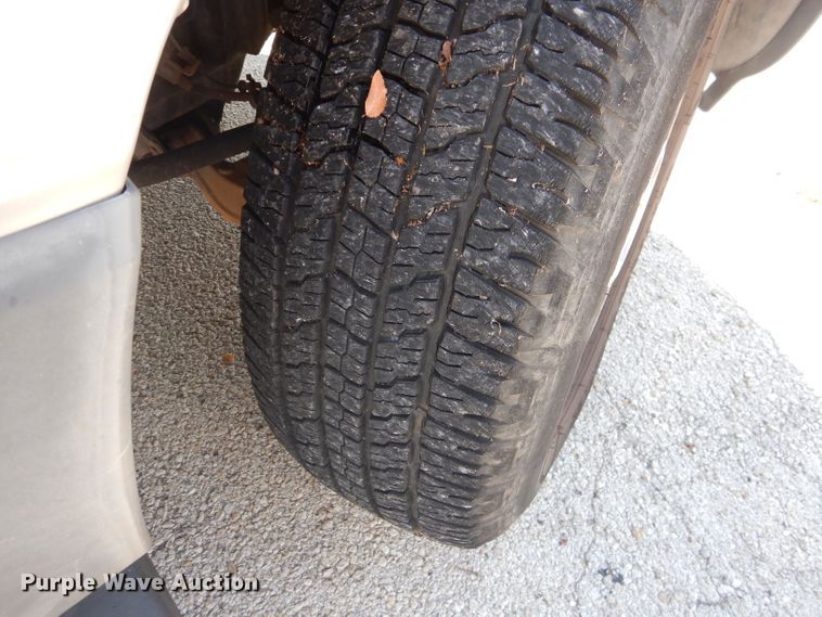 image for item KC9740 2004 Ford Expedition  SUV