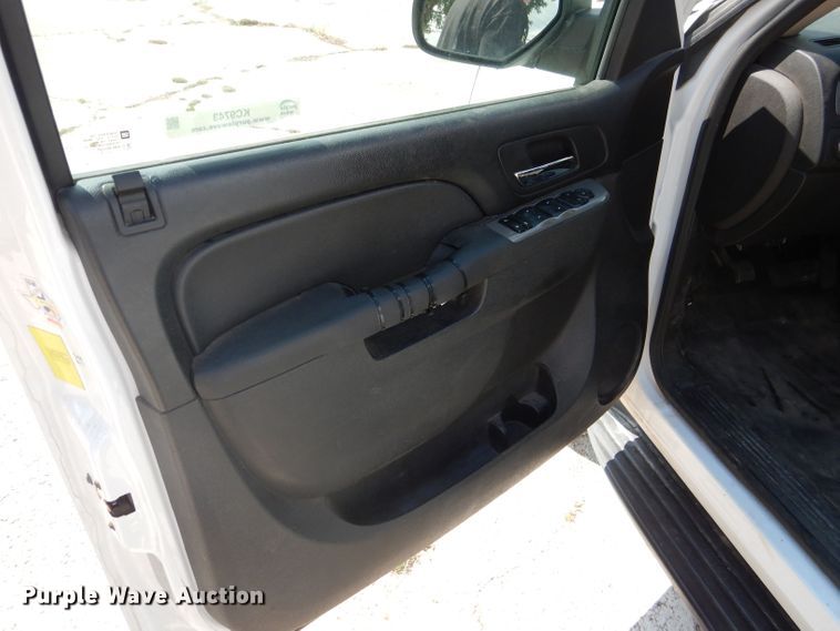 image for item KC9743 2013 Chevrolet Tahoe Police  SUV