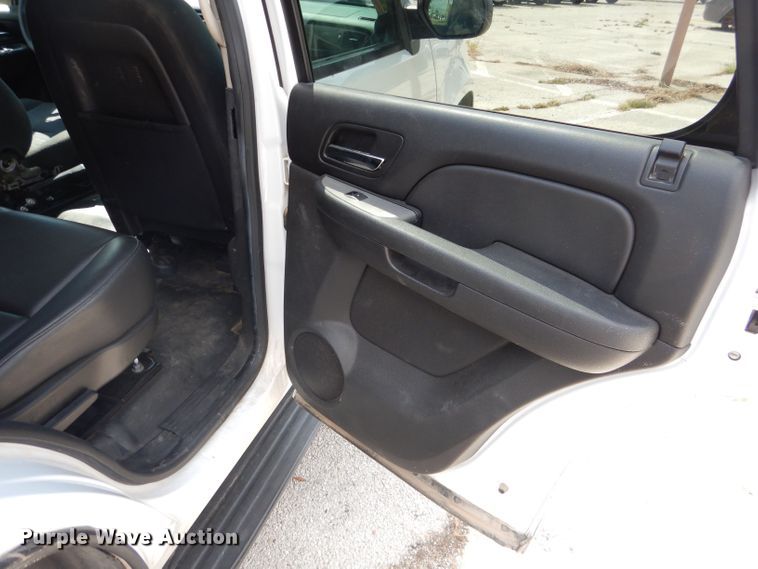 image for item KC9744 2013 Chevrolet Tahoe Police  SUV