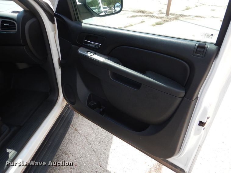 image for item KC9745 2013 Chevrolet Tahoe Police  SUV