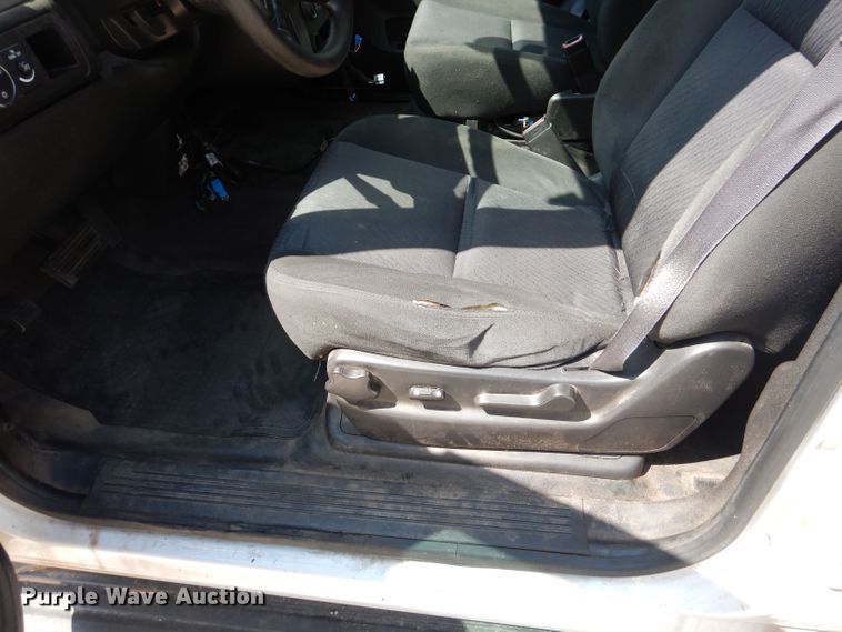 image for item KC9746 2013 Chevrolet Tahoe Police  SUV