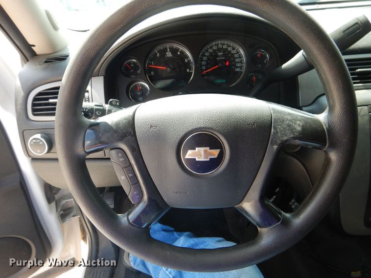 image for item KC9746 2013 Chevrolet Tahoe Police  SUV