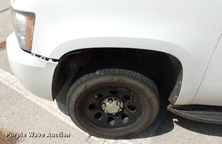 image for item KC9746 2013 Chevrolet Tahoe Police  SUV