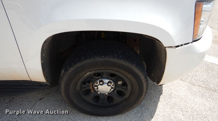 image for item KC9746 2013 Chevrolet Tahoe Police  SUV