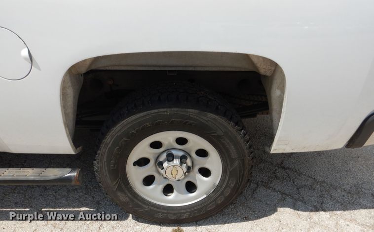 image for item KC9748 2012 Chevrolet Silverado 1500  Crew Cab pickup truck