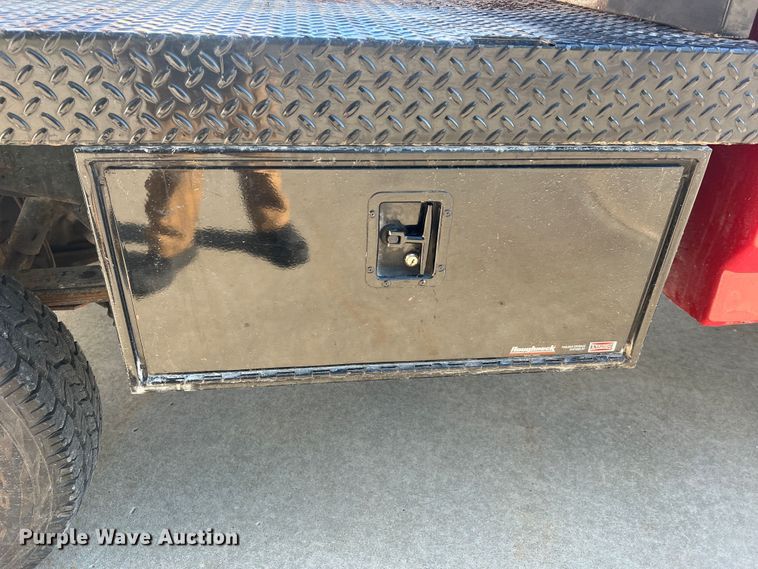 image for item KC9815 1988 Ford F250  flatbed pickup truck