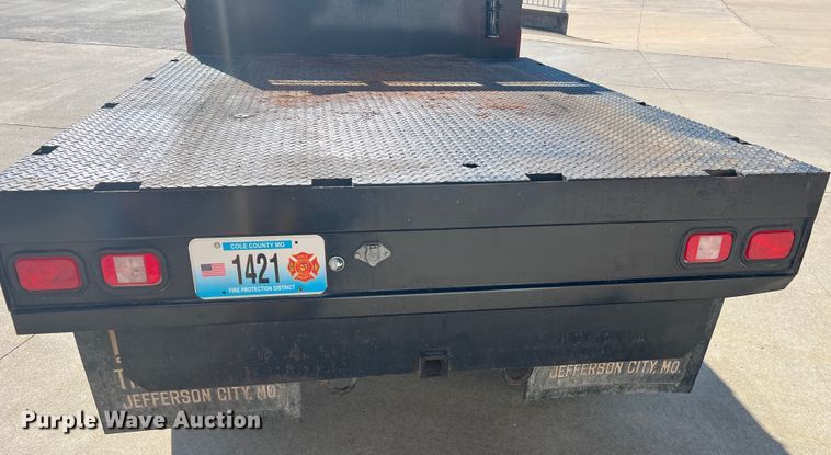 image for item KC9815 1988 Ford F250  flatbed pickup truck