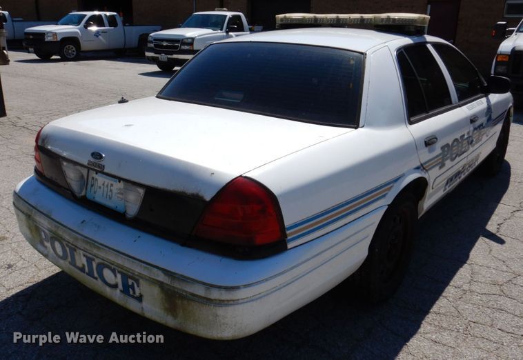 image for item KF9579 2007 Ford Crown Victoria Police Interceptor