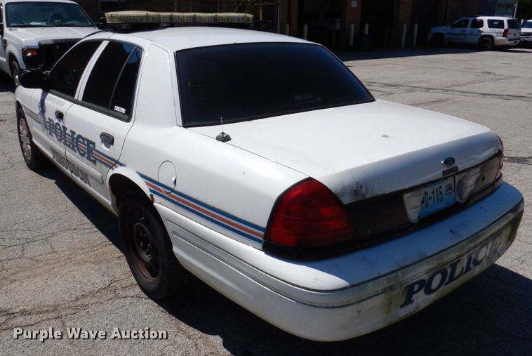 image for item KF9579 2007 Ford Crown Victoria Police Interceptor