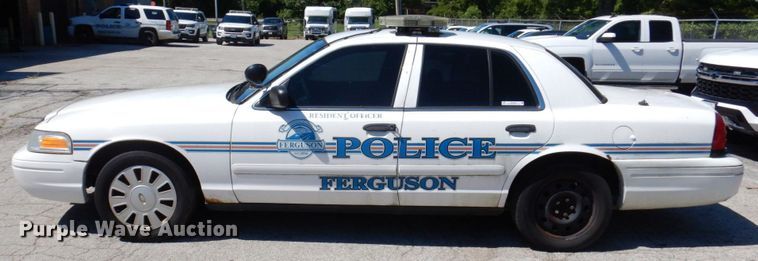 image for item KF9579 2007 Ford Crown Victoria Police Interceptor