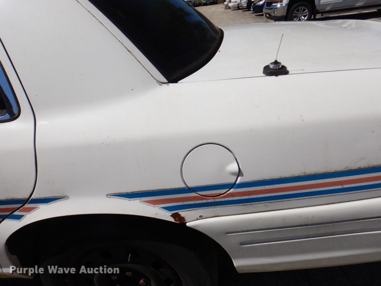 image for item KF9579 2007 Ford Crown Victoria Police Interceptor