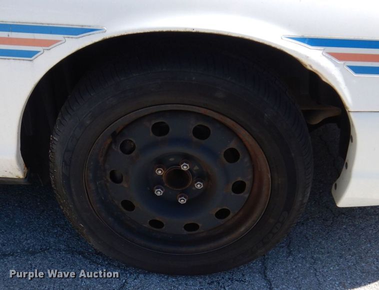 image for item KF9579 2007 Ford Crown Victoria Police Interceptor