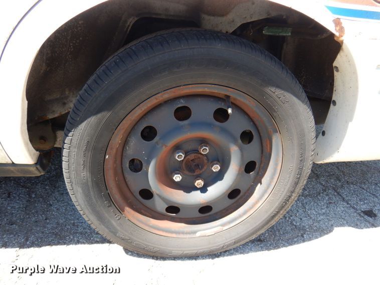 image for item KF9579 2007 Ford Crown Victoria Police Interceptor