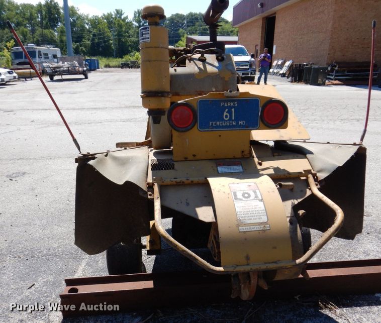 image for item KF9581 Vermeer SC630B  stump grinder