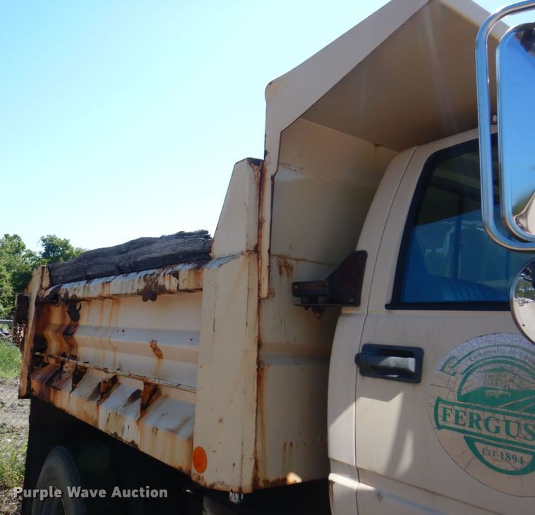 image for item KF9583 1999 GMC C8500  dump truck