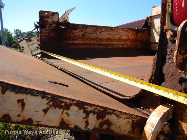 image for item KF9583 1999 GMC C8500  dump truck