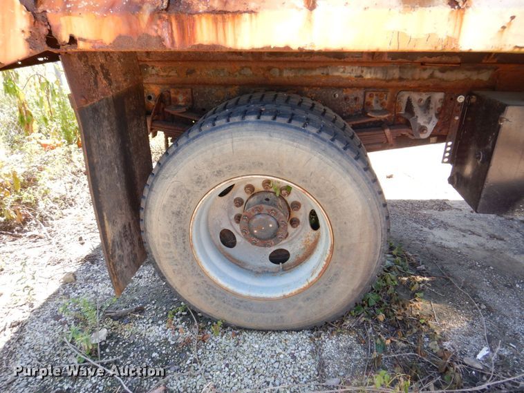 image for item KF9583 1999 GMC C8500  dump truck