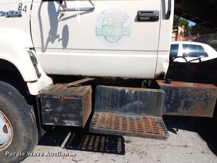 image for item KF9584 1992 GMC TopKick  dump truck