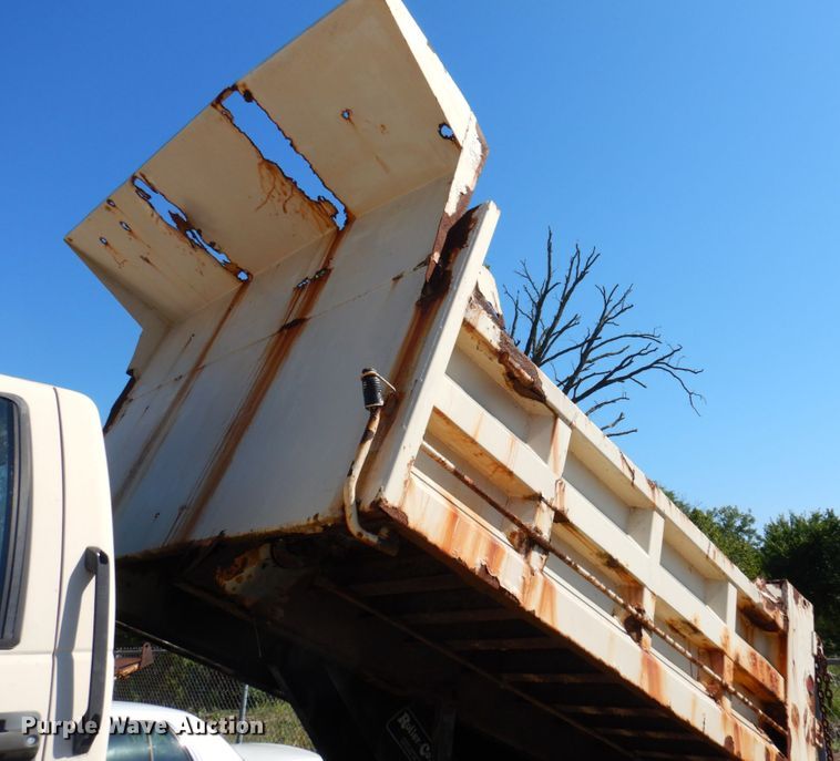 image for item KF9584 1992 GMC TopKick  dump truck