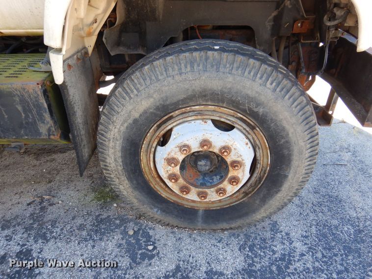 image for item KF9584 1992 GMC TopKick  dump truck