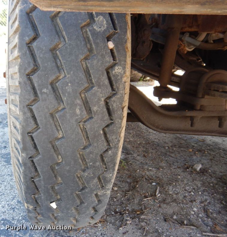 image for item KF9584 1992 GMC TopKick  dump truck