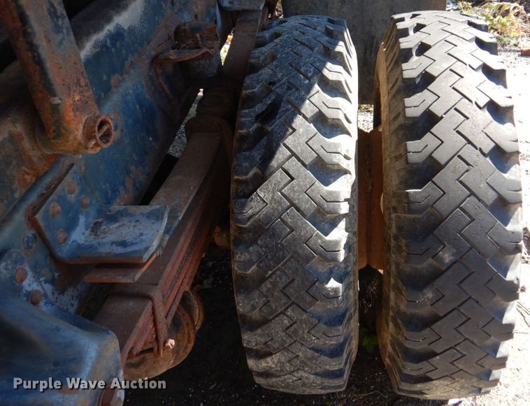 image for item KF9584 1992 GMC TopKick  dump truck