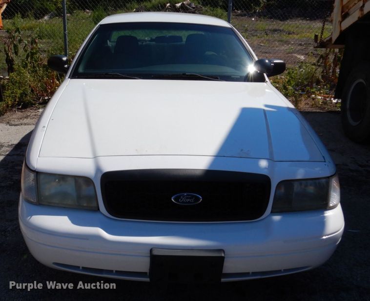 image for item KF9585 2006 Ford Crown Victoria Police Interceptor