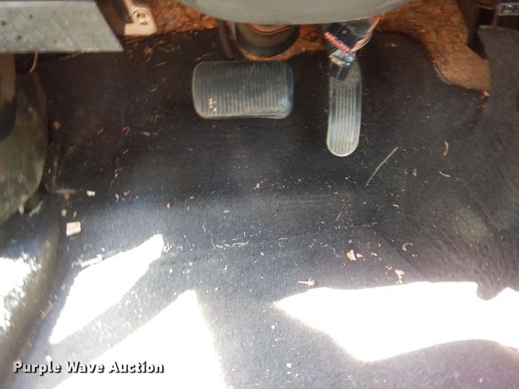 image for item KF9585 2006 Ford Crown Victoria Police Interceptor