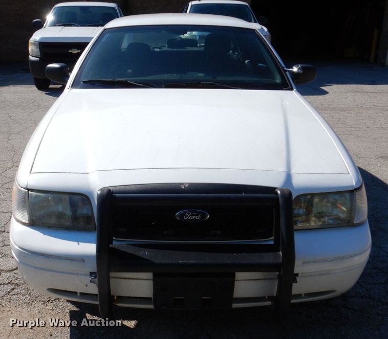 image for item KF9586 2010 Ford Crown Victoria Police Interceptor
