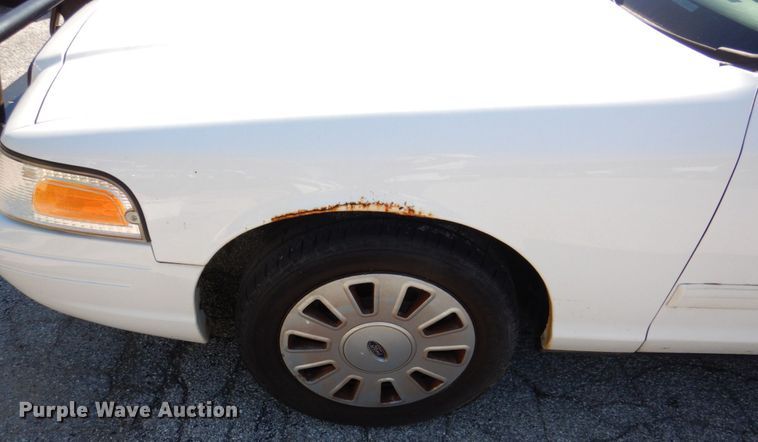 image for item KF9586 2010 Ford Crown Victoria Police Interceptor