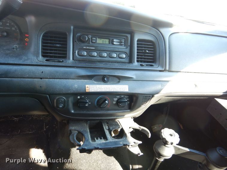 image for item KF9586 2010 Ford Crown Victoria Police Interceptor