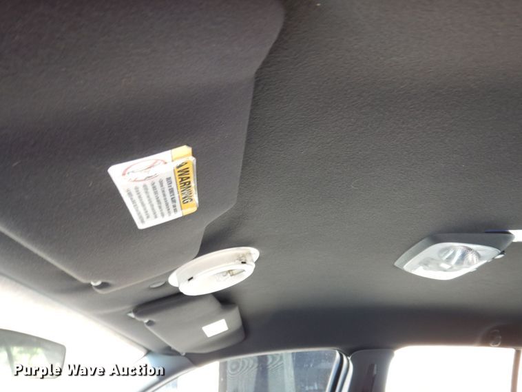 image for item KF9587 2004 Ford Crown Victoria Police Interceptor