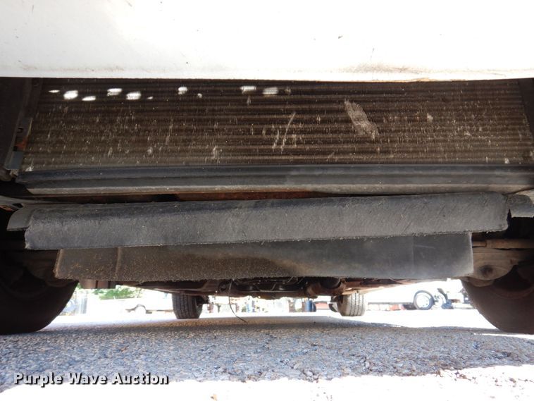 image for item KF9587 2004 Ford Crown Victoria Police Interceptor