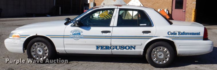 image for item KF9588 2003 Ford Crown Victoria Police Interceptor