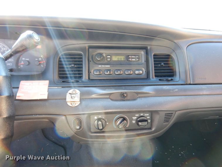 image for item KF9588 2003 Ford Crown Victoria Police Interceptor