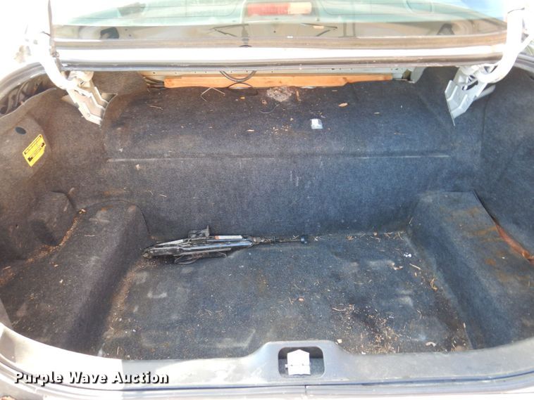 image for item KF9588 2003 Ford Crown Victoria Police Interceptor