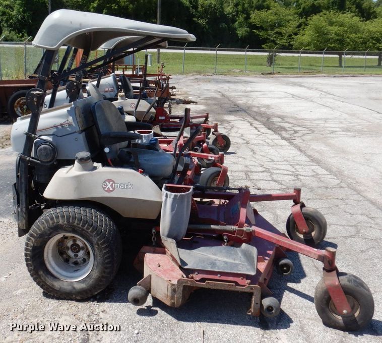 image for item KF9589 (3) ZTR lawn mowers