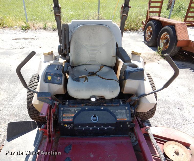 image for item KF9589 (3) ZTR lawn mowers