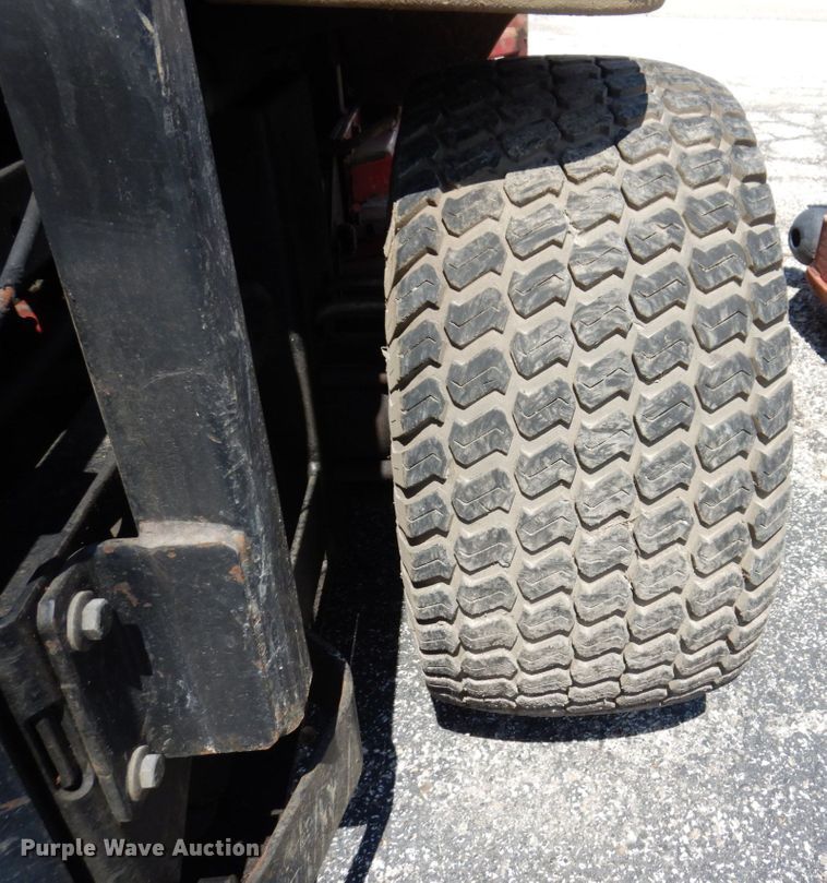 image for item KF9589 (3) ZTR lawn mowers