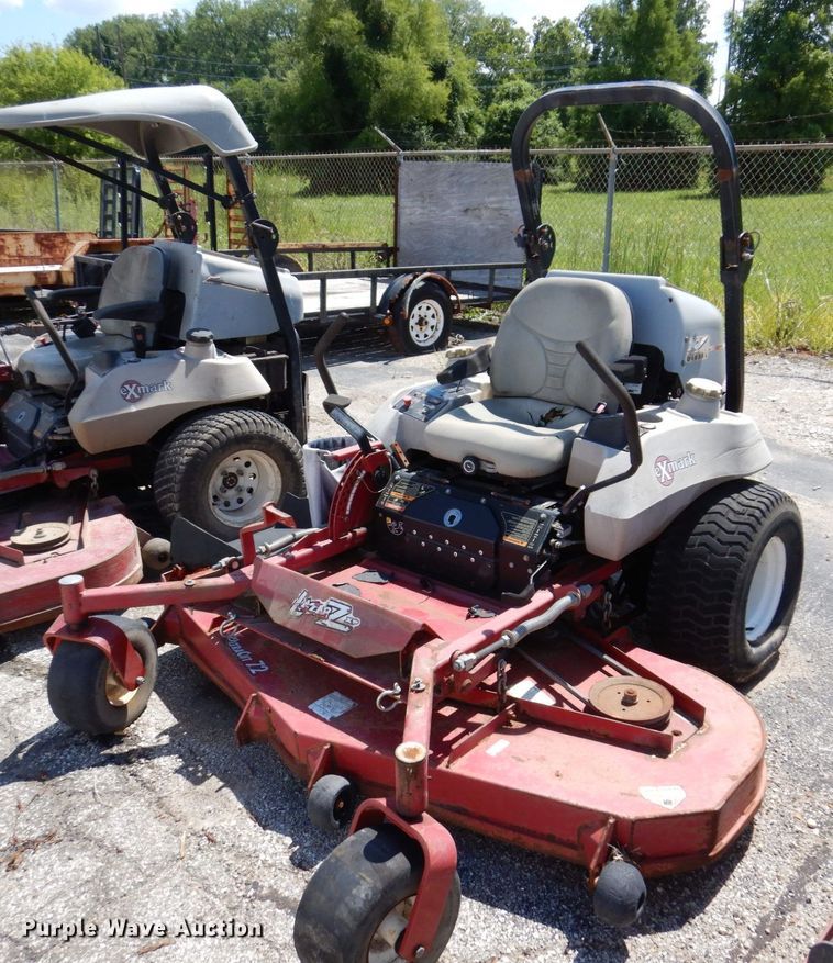 image for item KF9589 (3) ZTR lawn mowers