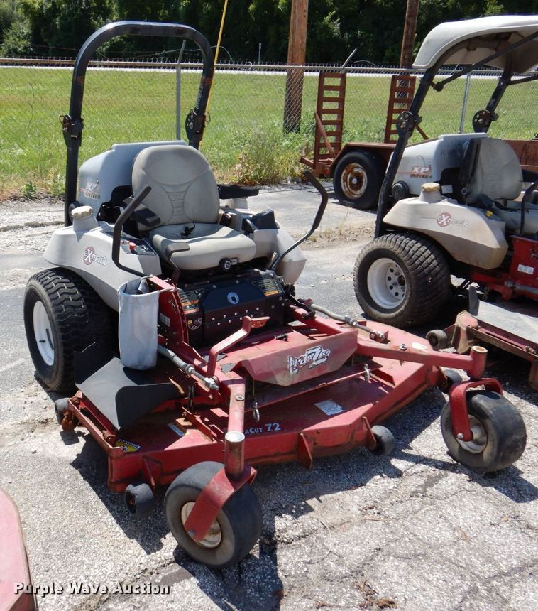 image for item KF9589 (3) ZTR lawn mowers