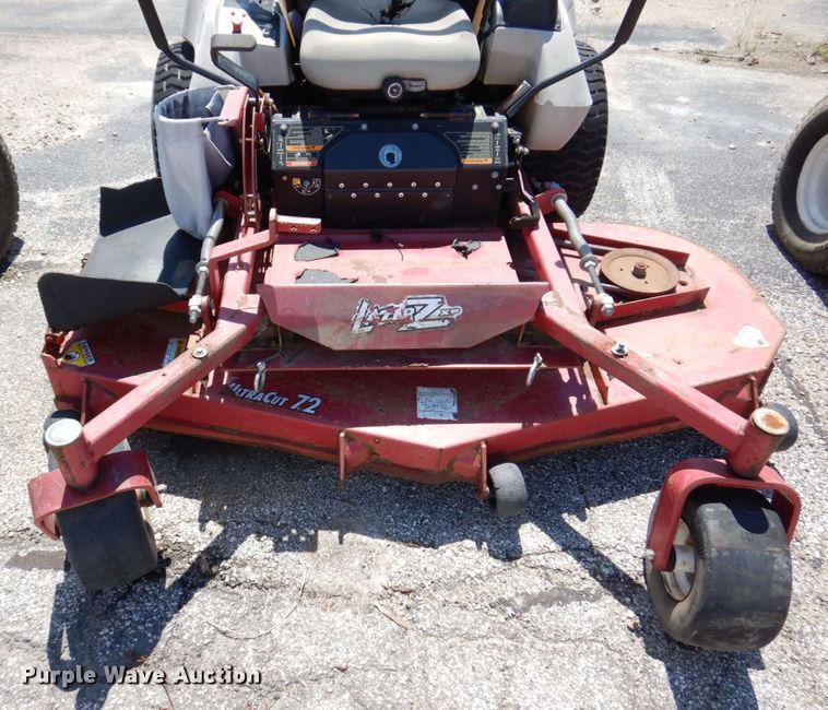 image for item KF9589 (3) ZTR lawn mowers