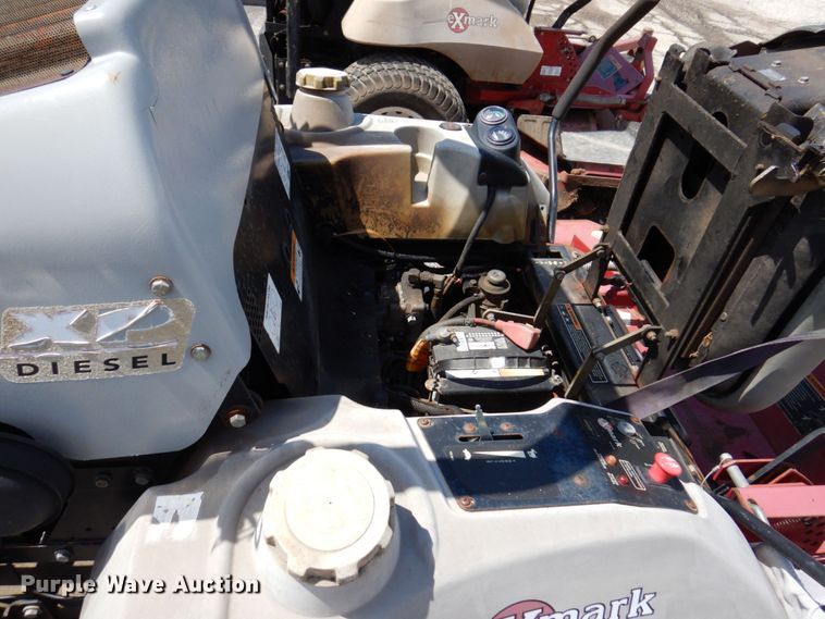 image for item KF9589 (3) ZTR lawn mowers