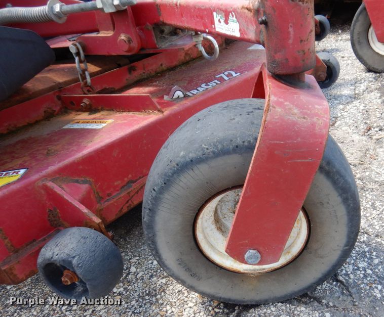 image for item KF9589 (3) ZTR lawn mowers