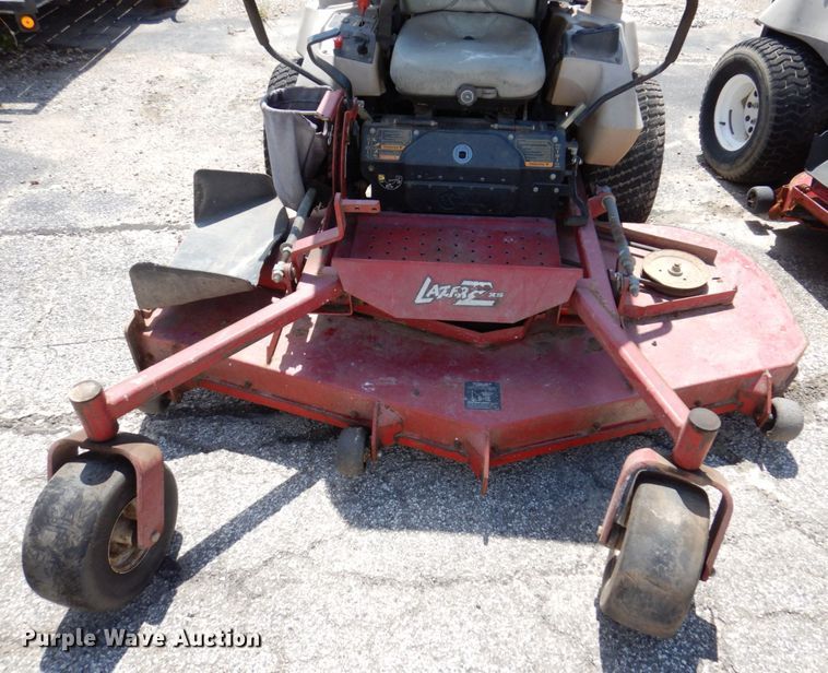 image for item KF9589 (3) ZTR lawn mowers